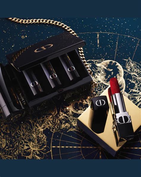 minaudiere lipstick set.